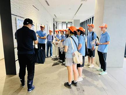 51暗网
访学团参观鹿儿岛鱼类市场